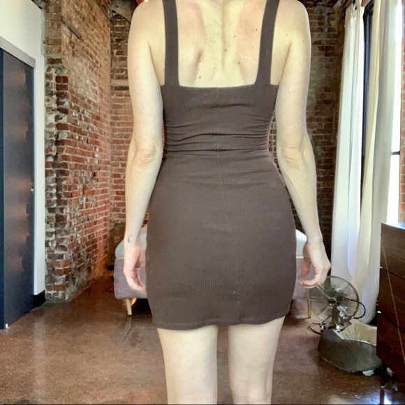 Reformation Amari Dress - Picture 4 of 5